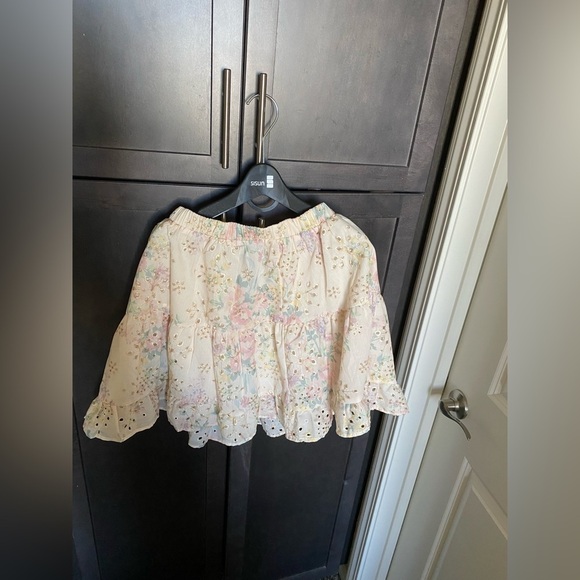 Cute off shoulder top & skirt floral matching set NWOT - Picture 5 of 5